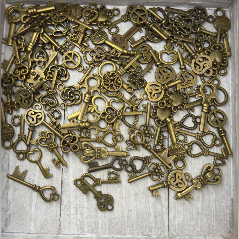 NEW! 50pc Small & Mini Antique Bronze Skeleton Keys Charms Bulk DIY Crafting Lot